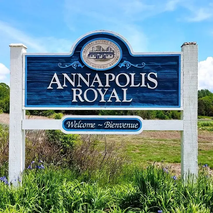 Blue Annapolis Royal welcome sign