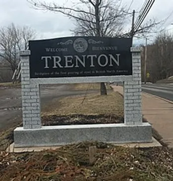 Trenton welcome sign by roadside